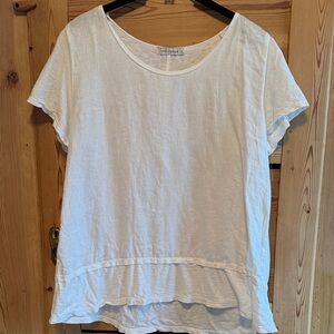 cut loose White Short Sleeve Ruffle-Hem Linen Tee